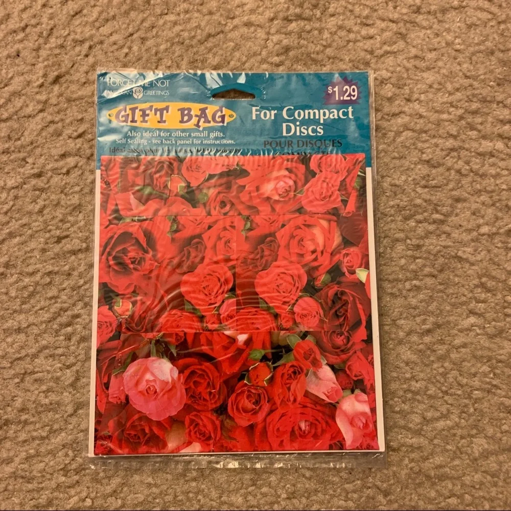 Free item: CD gift bag